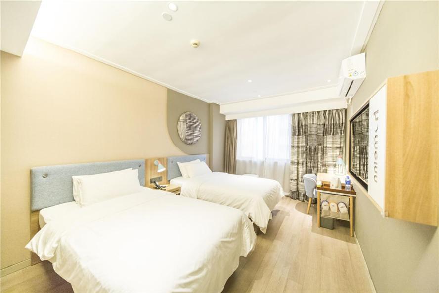 Motel Xiamen Railway Station Екстер'єр фото