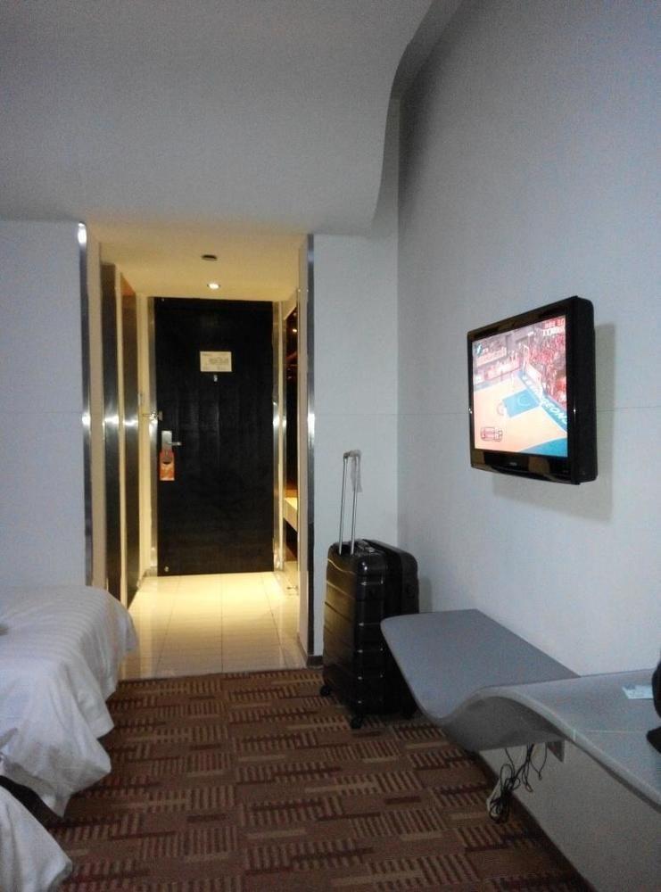 Motel Xiamen Railway Station Екстер'єр фото