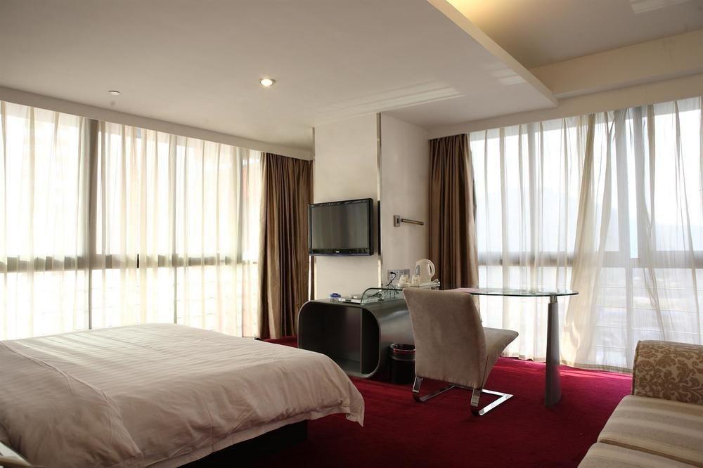 Motel Xiamen Railway Station Екстер'єр фото