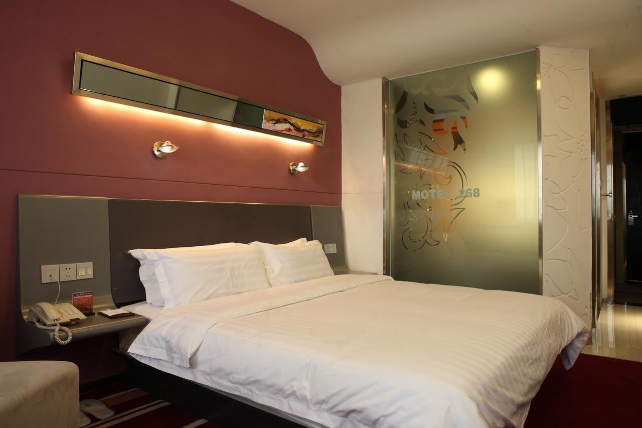 Motel Xiamen Railway Station Екстер'єр фото