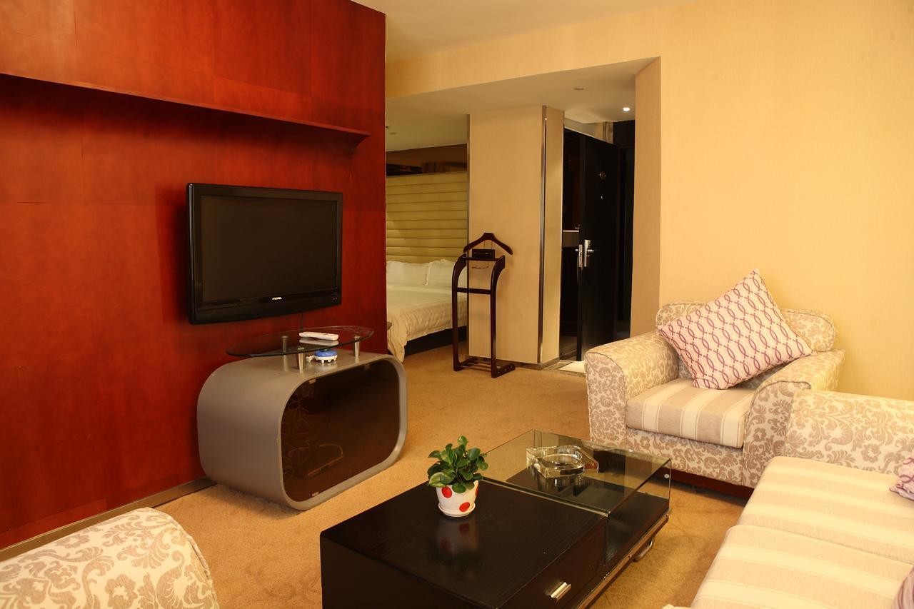 Motel Xiamen Railway Station Екстер'єр фото